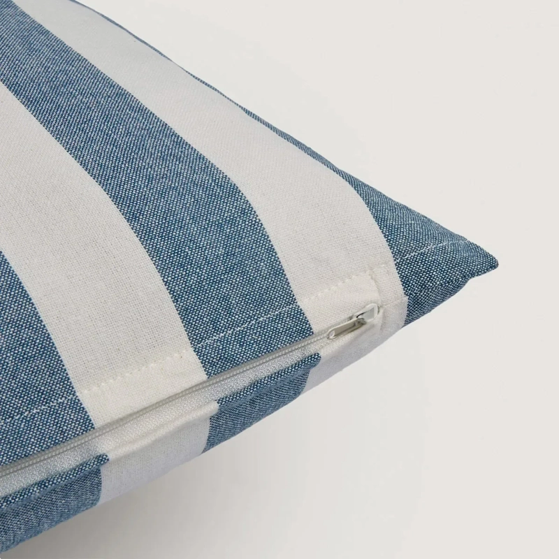 COJÍN RIPLEY HOME LÍNEAS 50X50 CM AZUL/ACERO - 3