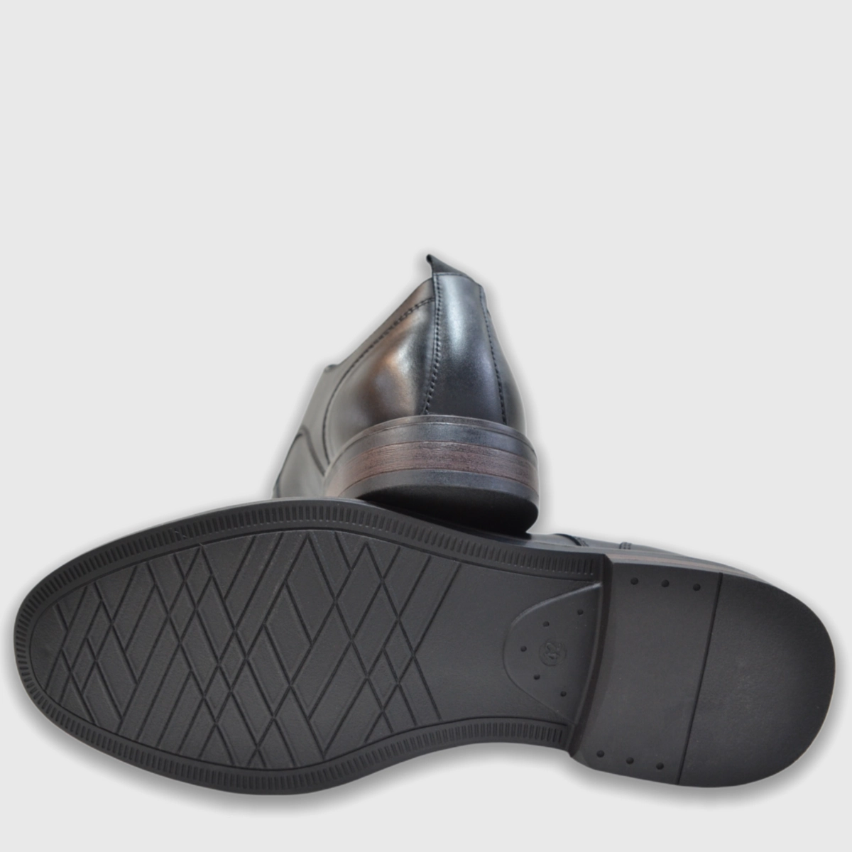 ZAPATOS HOMBRE REGATTA REIMU CUERO - 4
