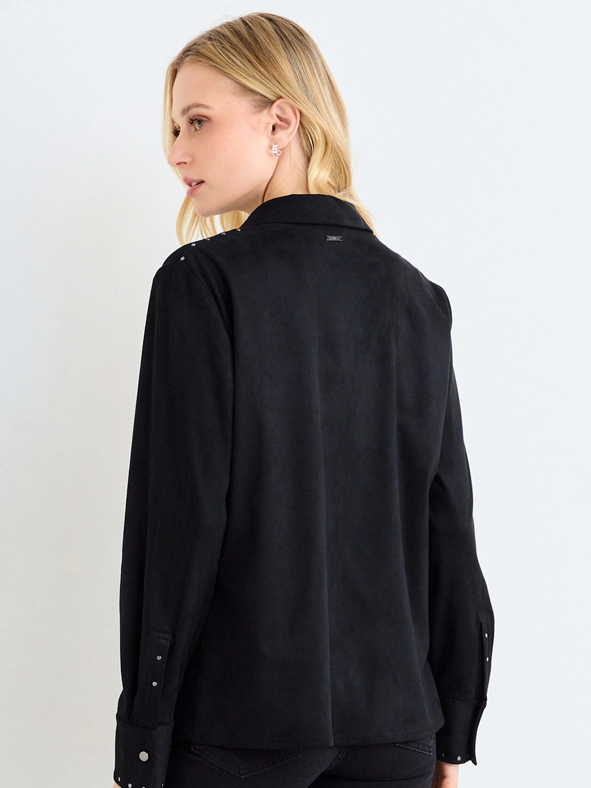 SOBRECAMISA MUJER ASH MANGA LARGA TACHAS - 4