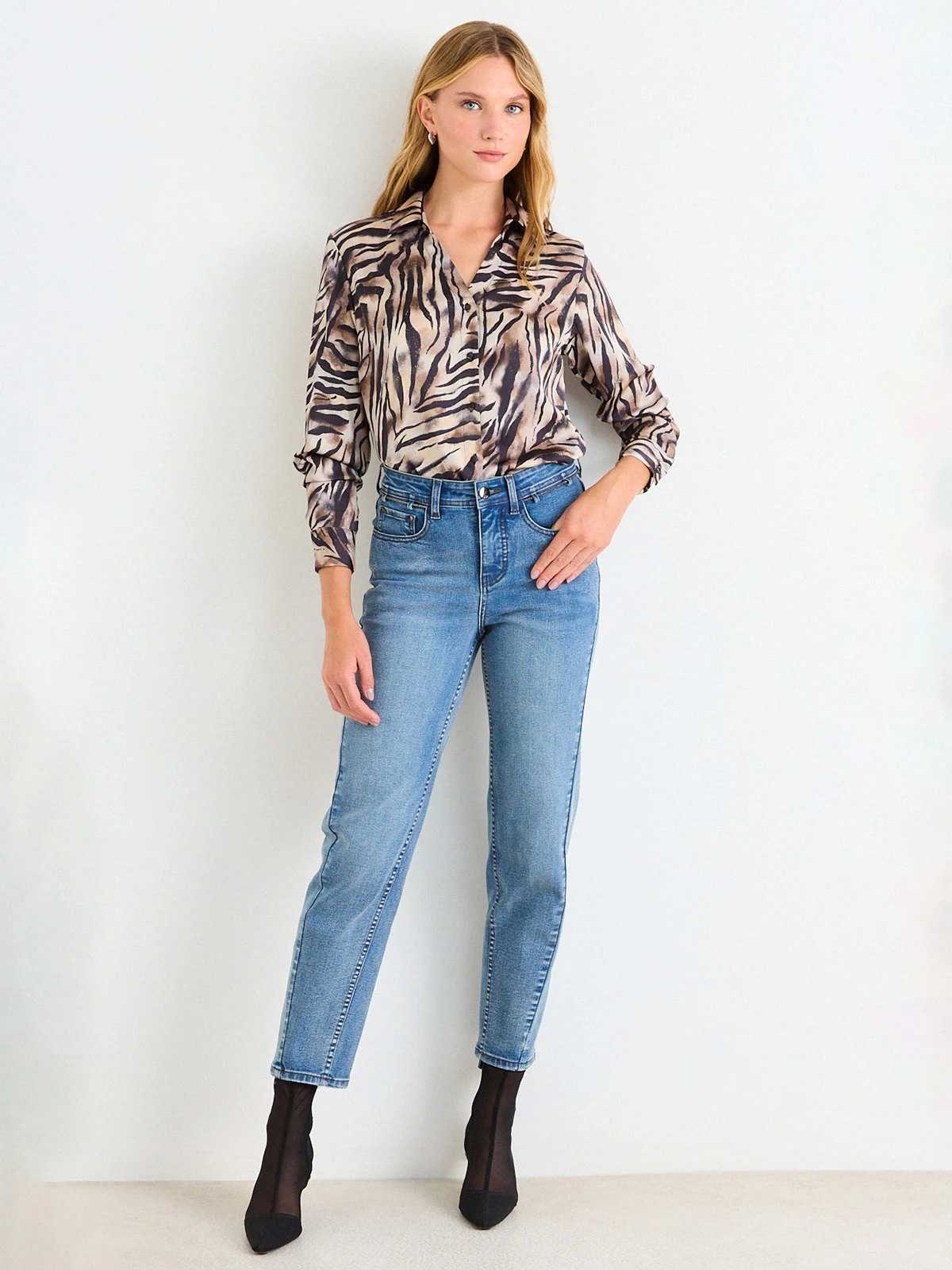 BLUSA MUJER ASH CUELLO CAMISERO EN V MANGA LARGA - 1