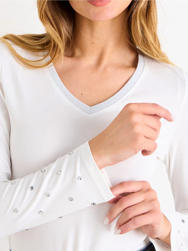 POLERA MUJER ASH ESCOTE EN V MANGA LARGA TACHAS - 4