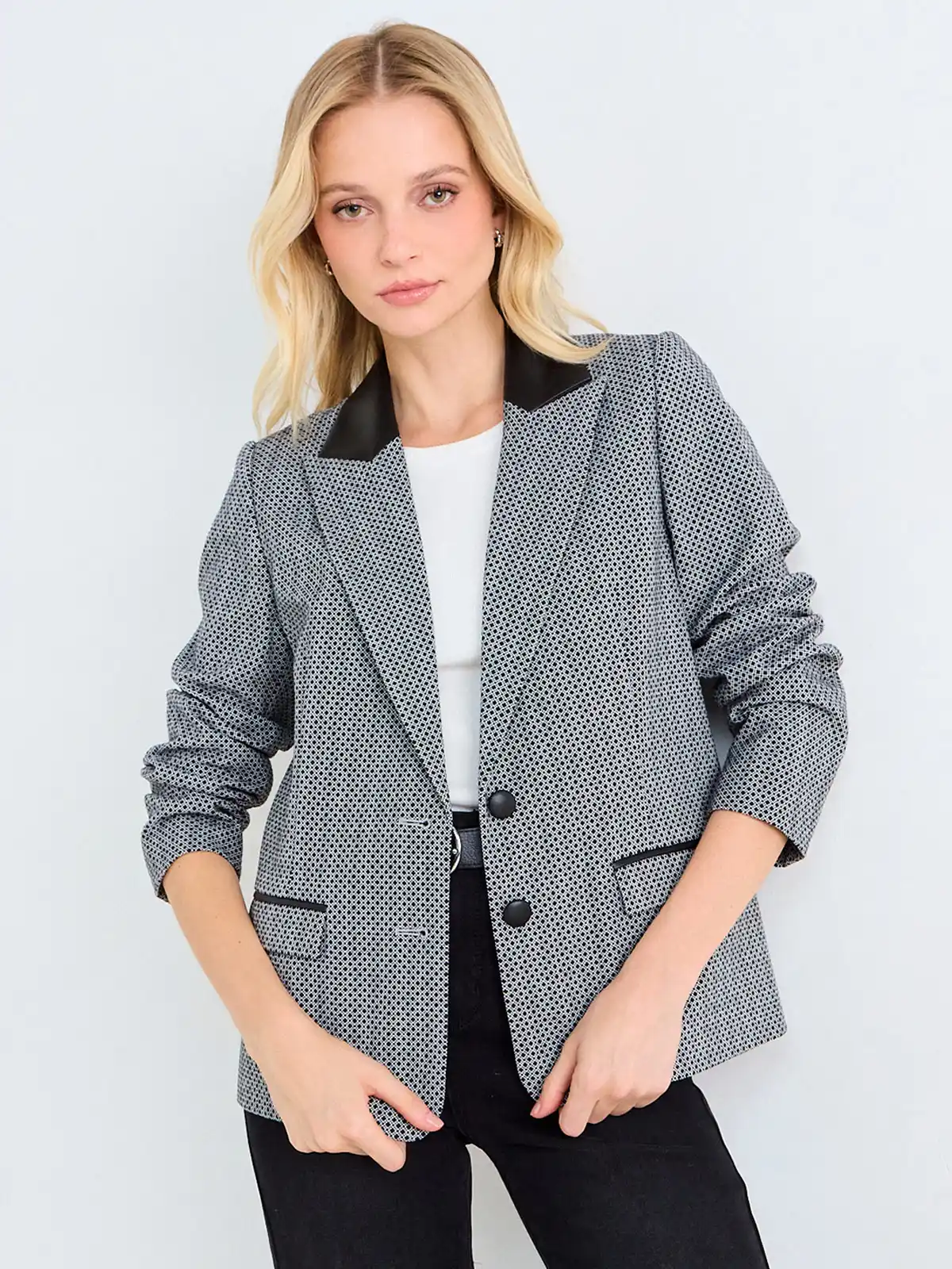 BLAZER MUJER ASH ALGODÓN ENTALLADO APLICACIONES - 3