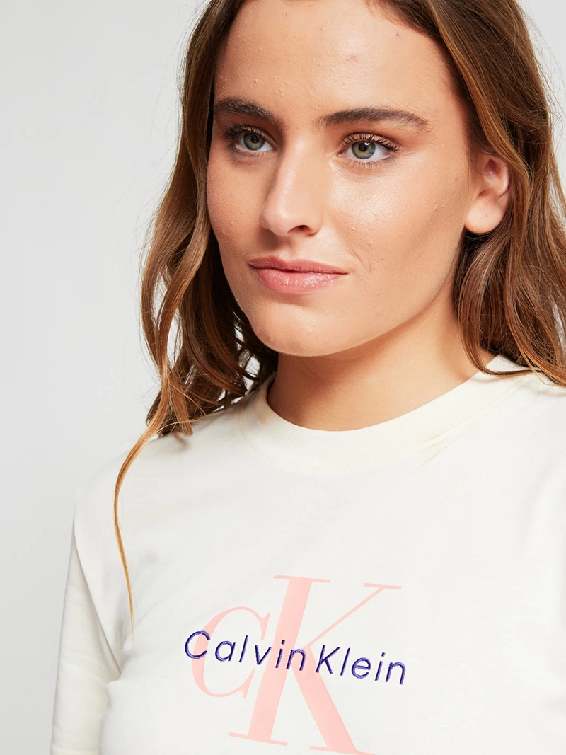 POLERA MUJER CALVIN KLEIN MANGA CORTA ALGODÓN - 4