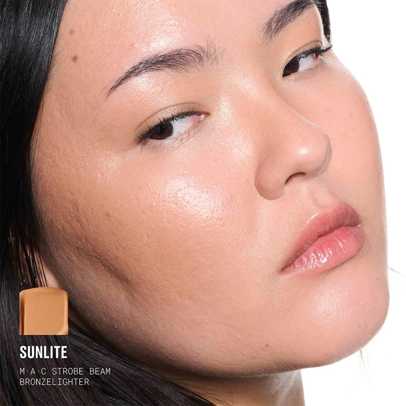 BRONCEADOR LÍQUIDO MAC STROBE BEAM LIQUID BRONZELIGHTER SUNLITE 4,3ML  - 3