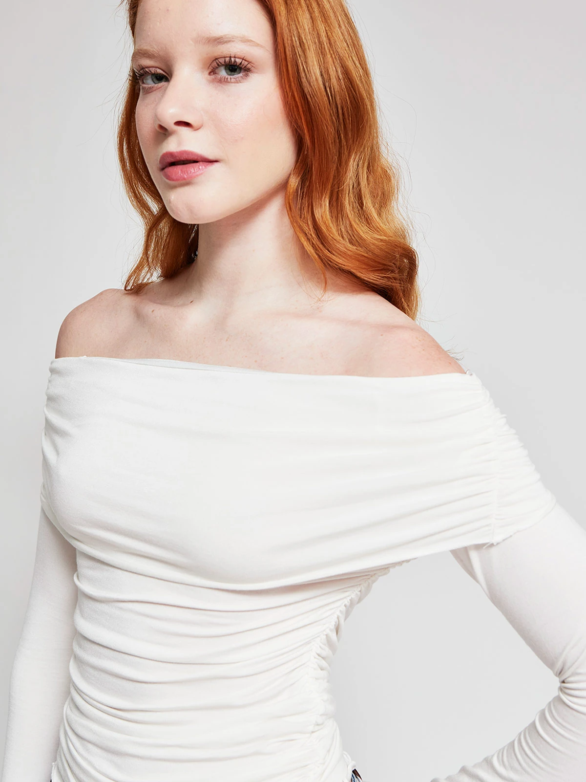 POLERA MUJER INDEX CUELLO ASIMÉTRICO MANGA LARGA - 3