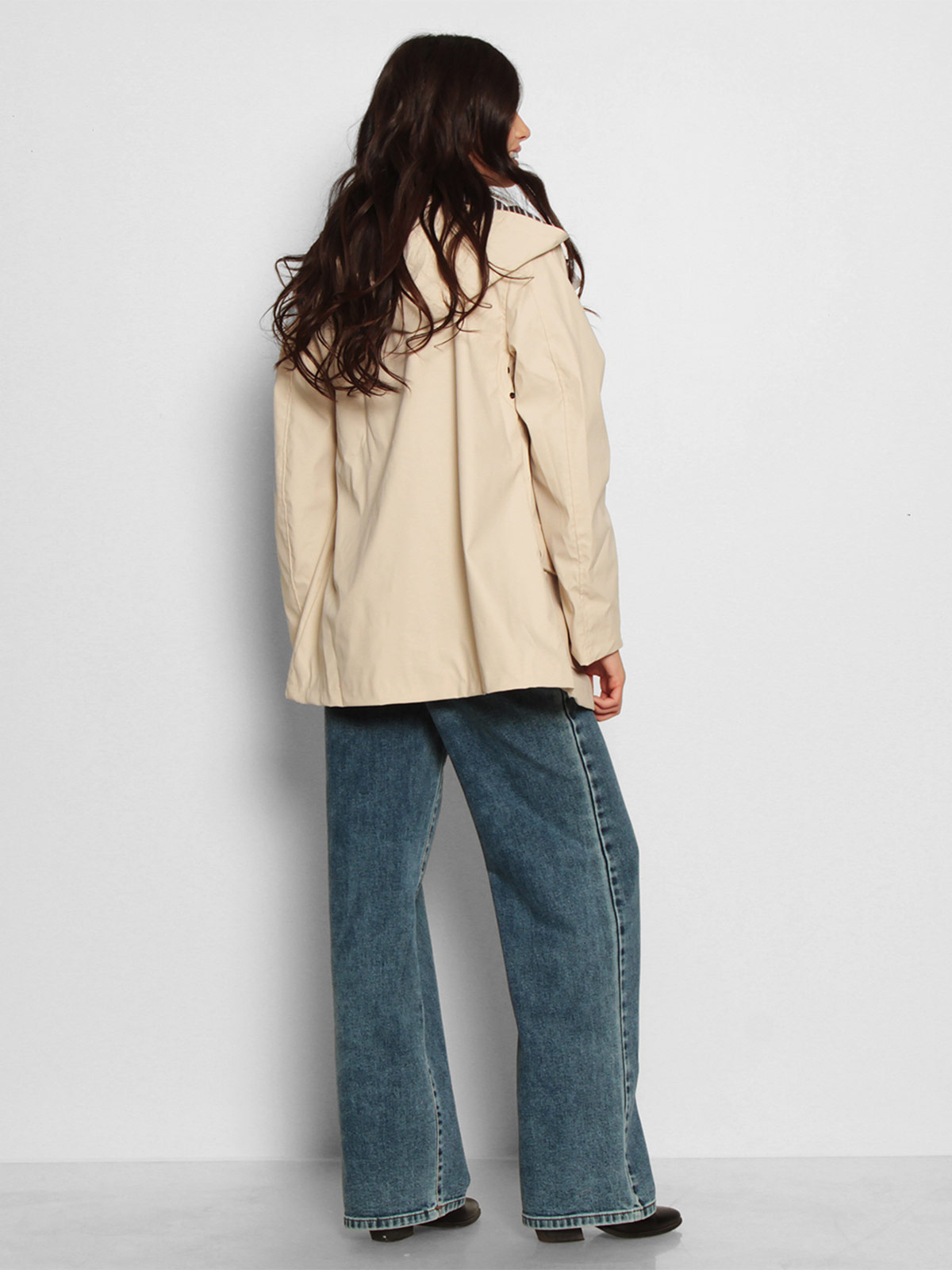 CHAQUETA MUJER WADOS IMPERMEABLE CAPUCHA Y BOLSILLOS - 6