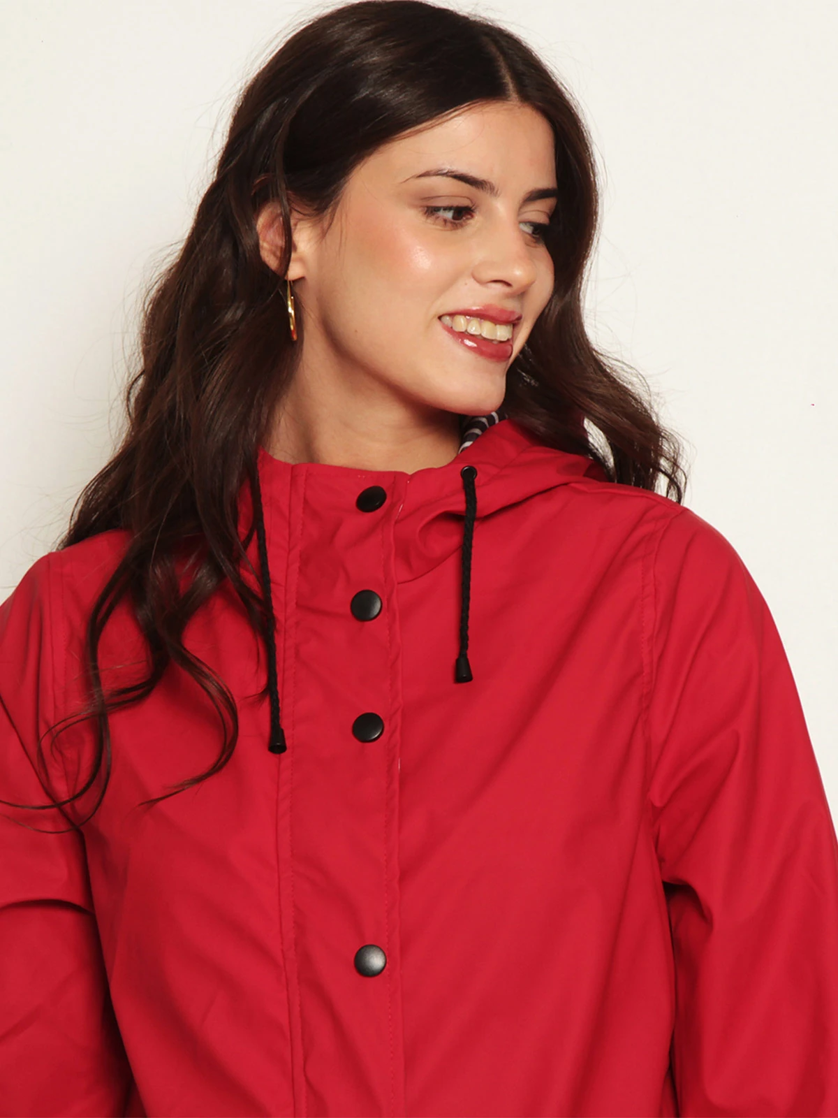 CHAQUETA MUJER WADOS IMPERMEABLE CAPUCHA Y BOLSILLOS - 4