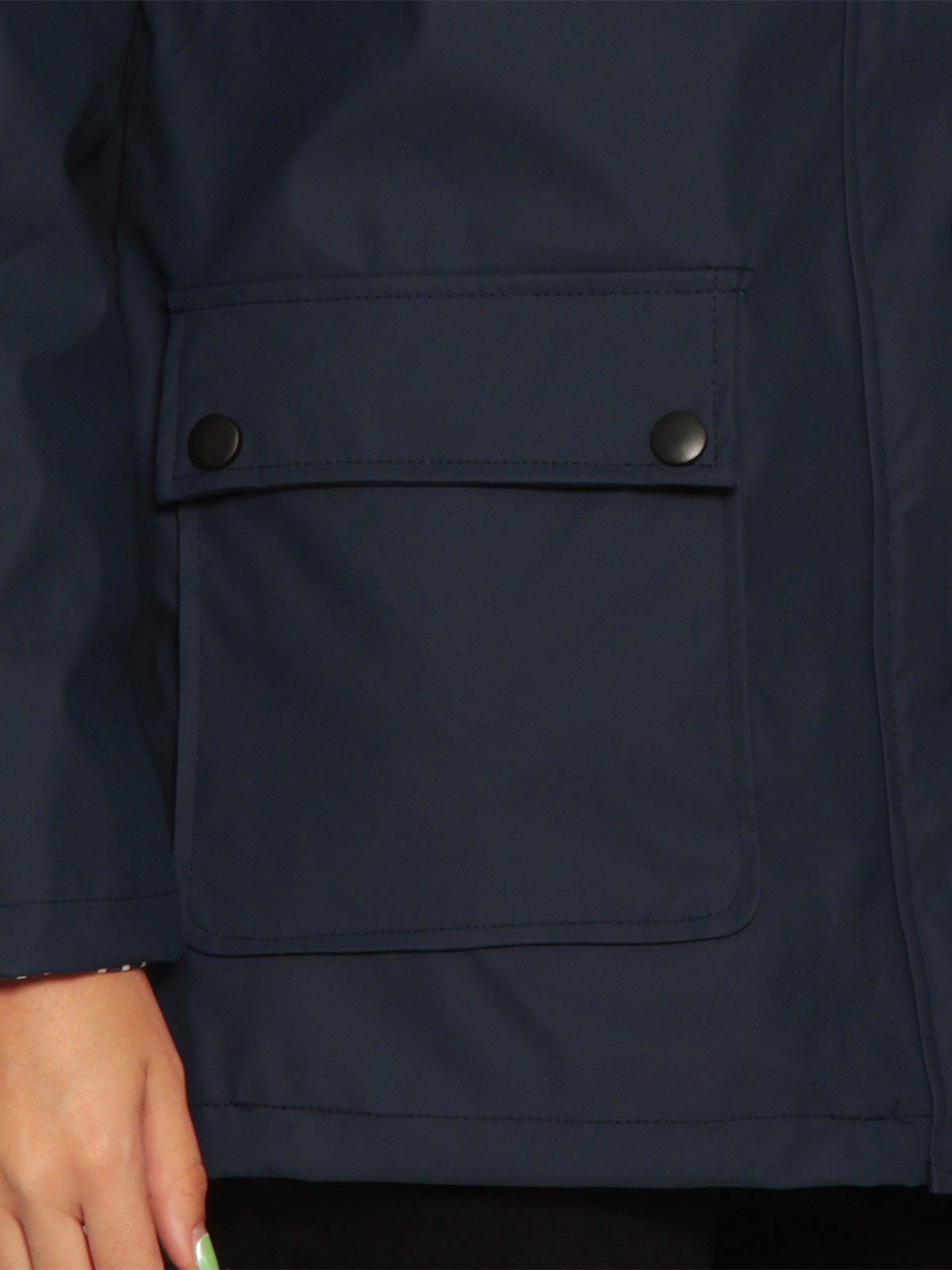 CHAQUETA MUJER WADOS IMPERMEABLE CAPUCHA Y BOLSILLOS - 4