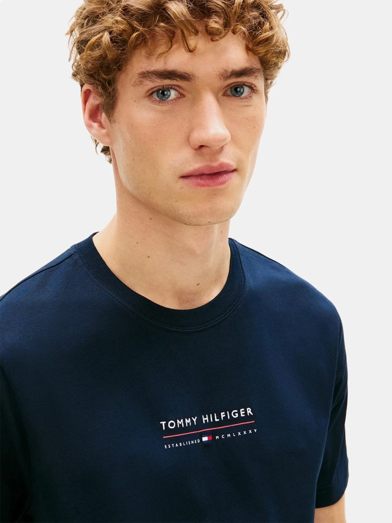 POLERA HOMBRE TOMMY HILFIGER MANGA CORTA REGULAR FIT ALGODÓN - 4