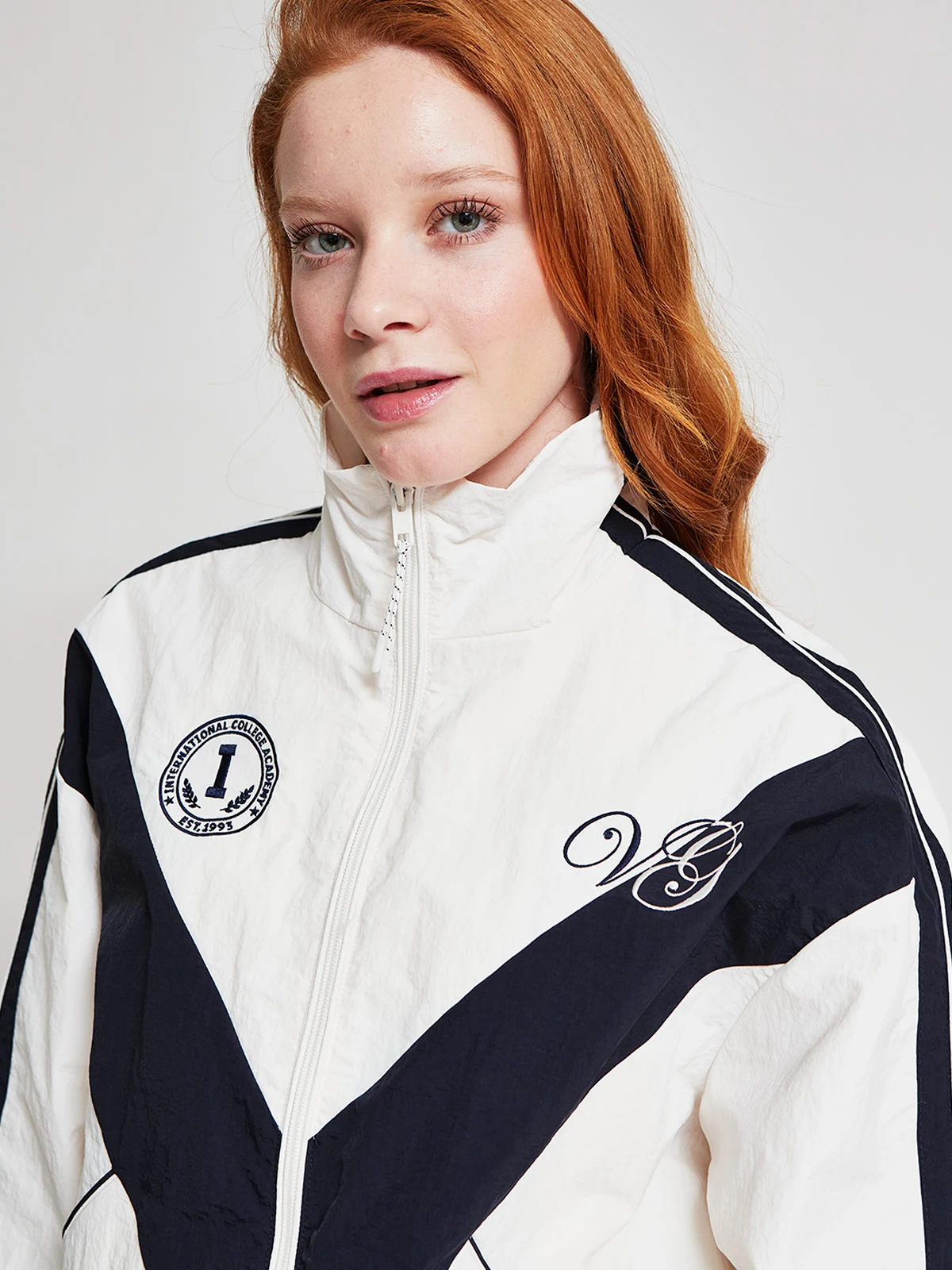 CHAQUETA MUJER INDEX CORTAVIENTO BORDADO - 4