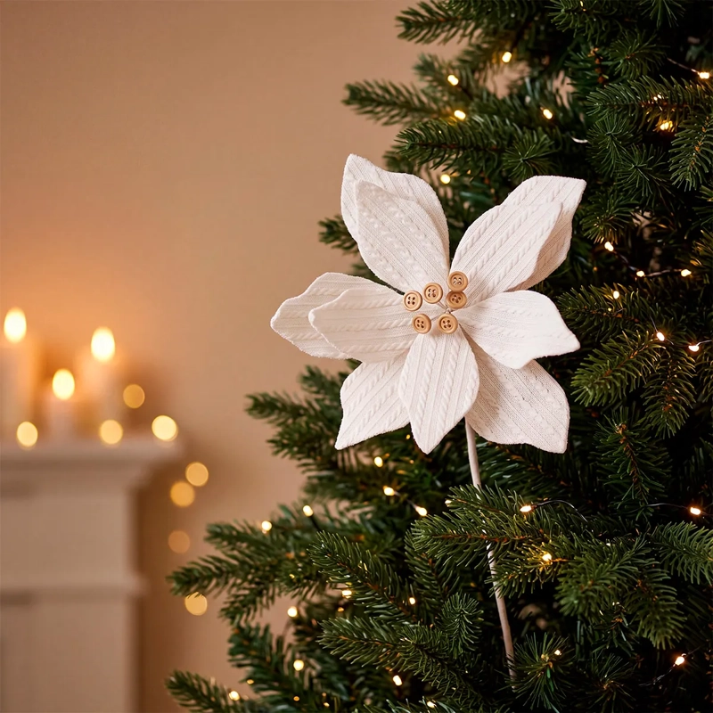 ADORNO NAVIDEÑO RIPLEY HOME NORDIC POINTSETIA BOTONES HUESO - 1