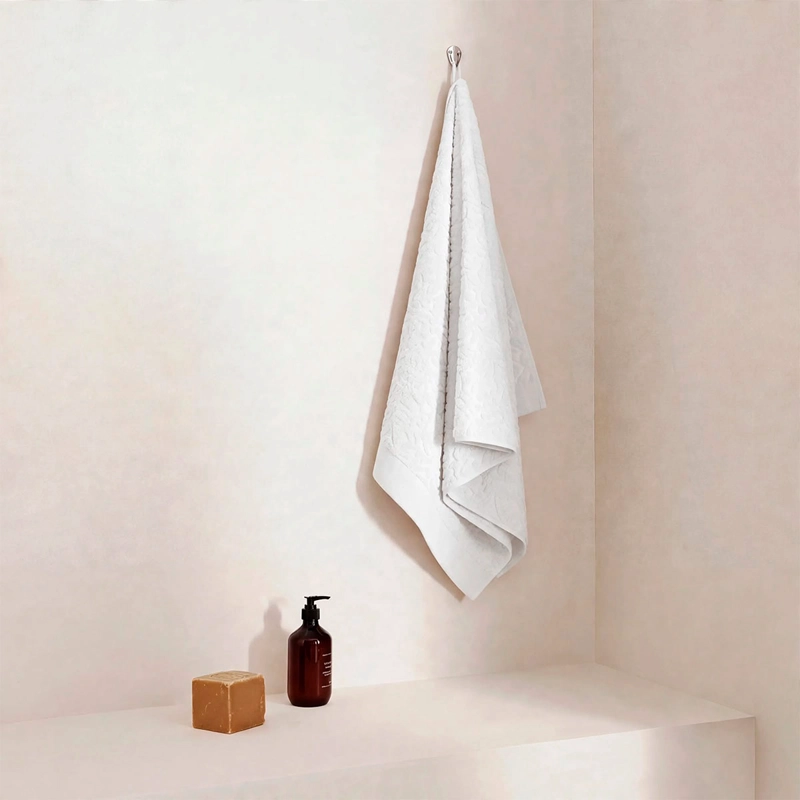 TOALLA DE BAÑO RIPLEY HOME JACQUARD AMELIE BLANCO - 1