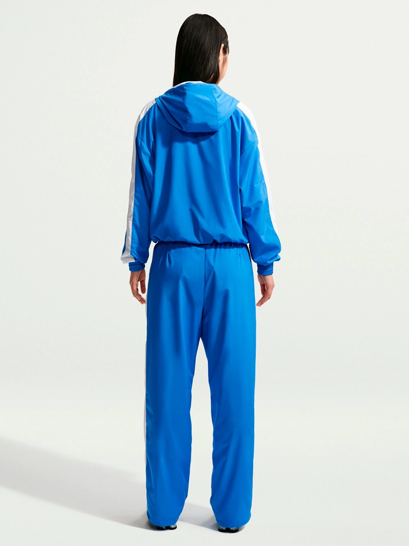 CHAQUETA MUJER NIKE ESSENTIAL WOVEN - 2
