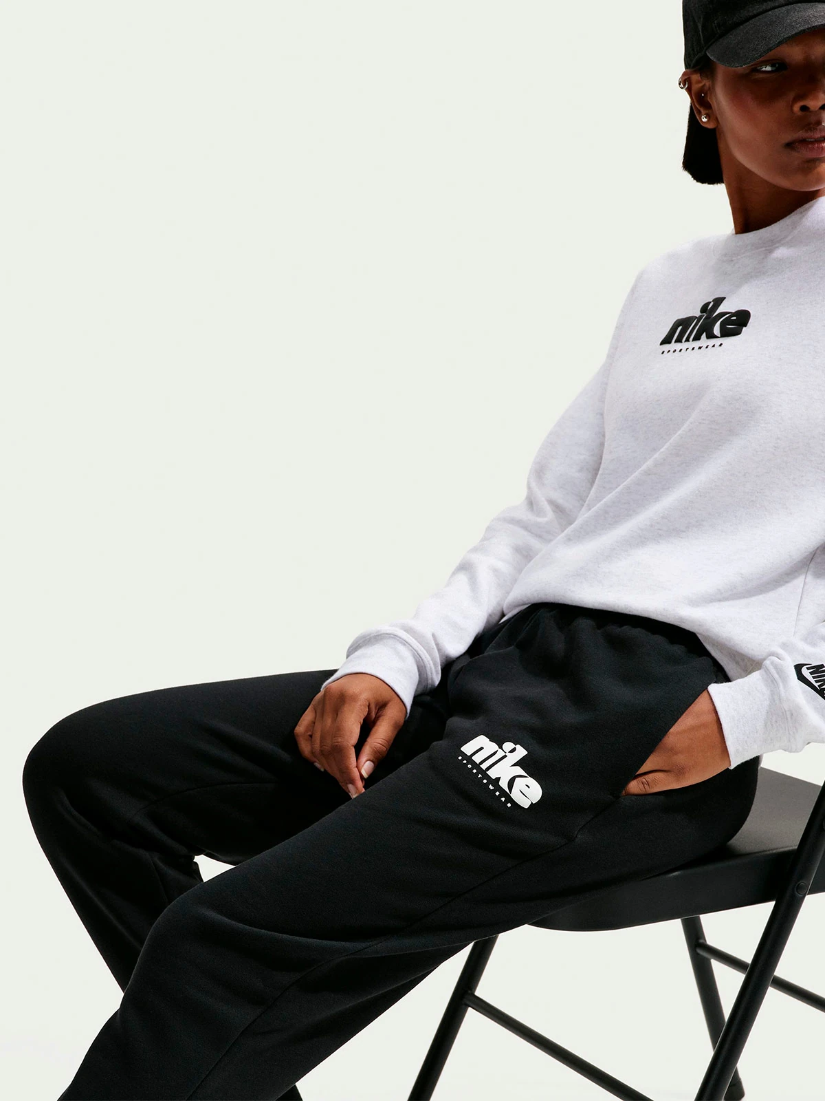 PANTALÓN BUZO MUJER NIKE TIRO MEDIO - 9