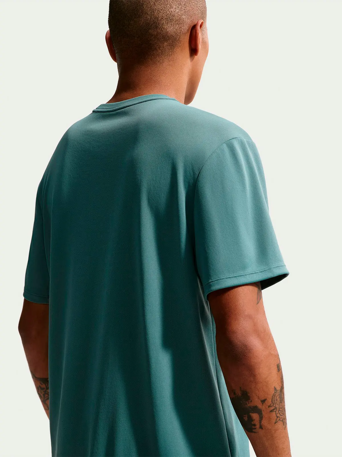POLERA HOMBRE NIKE UV MILER - 2