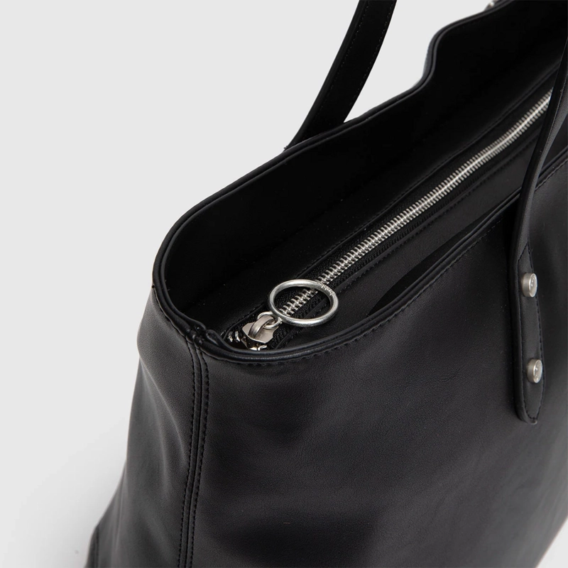 CARTERA TOTE BUBBA NEGRO SMITH  - 7