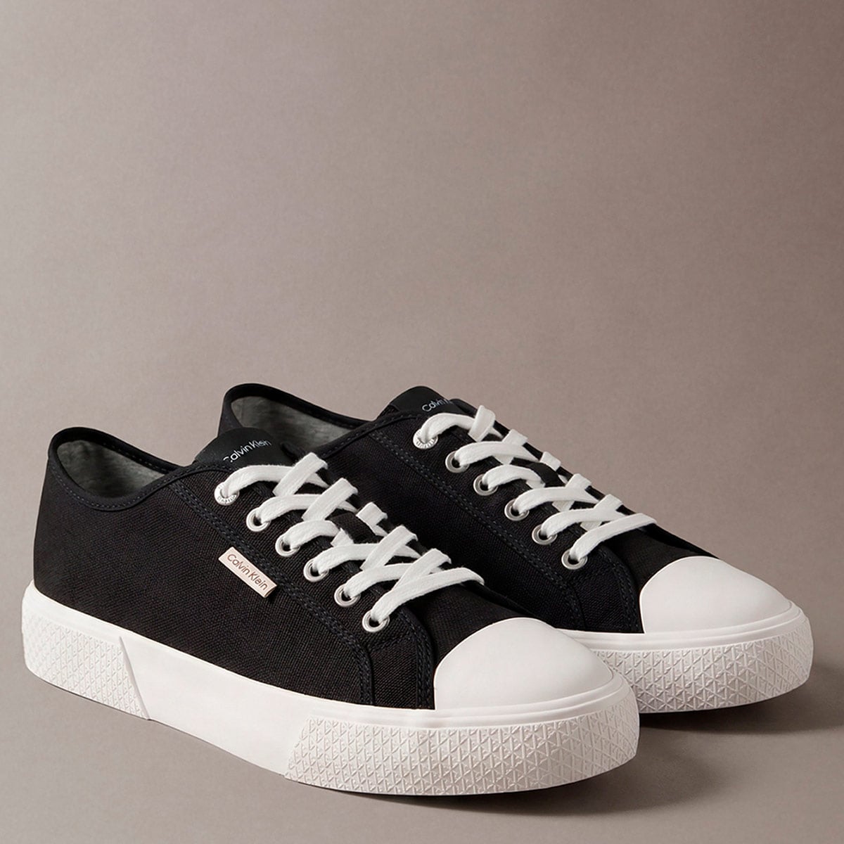ZAPATILLAS HOMBRE CALVIN KLEIN CASUALES NEGRO HM0HM02121BEH  - 2