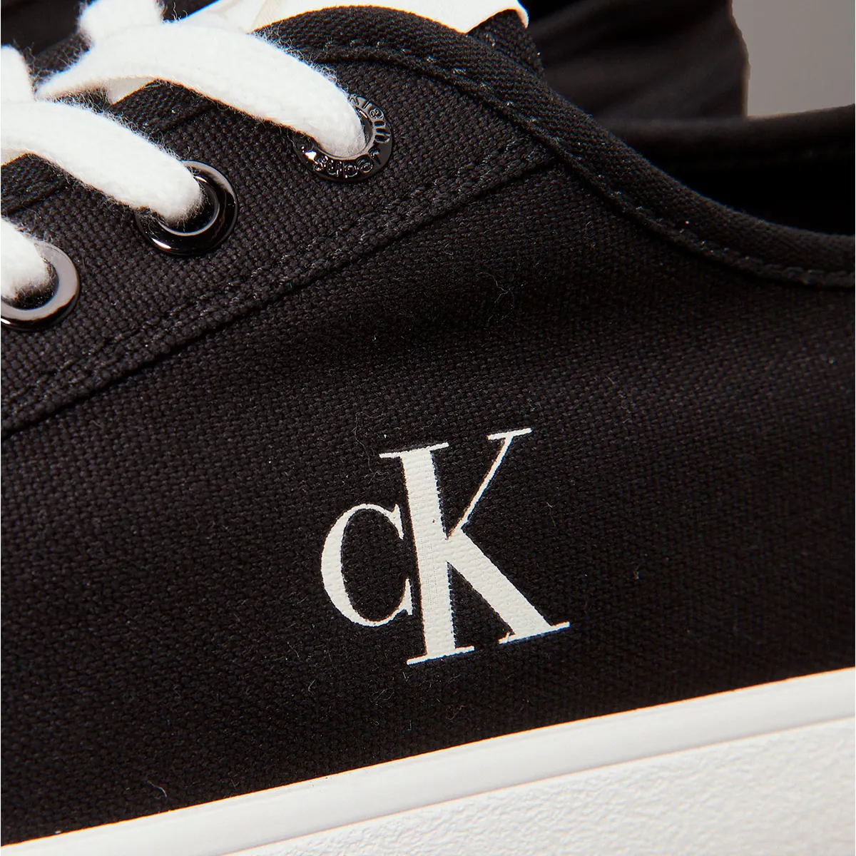ZAPATILLAS HOMBRE CALVIN KLEIN CASUALES NEGRO YM0YM012090GM  - 7