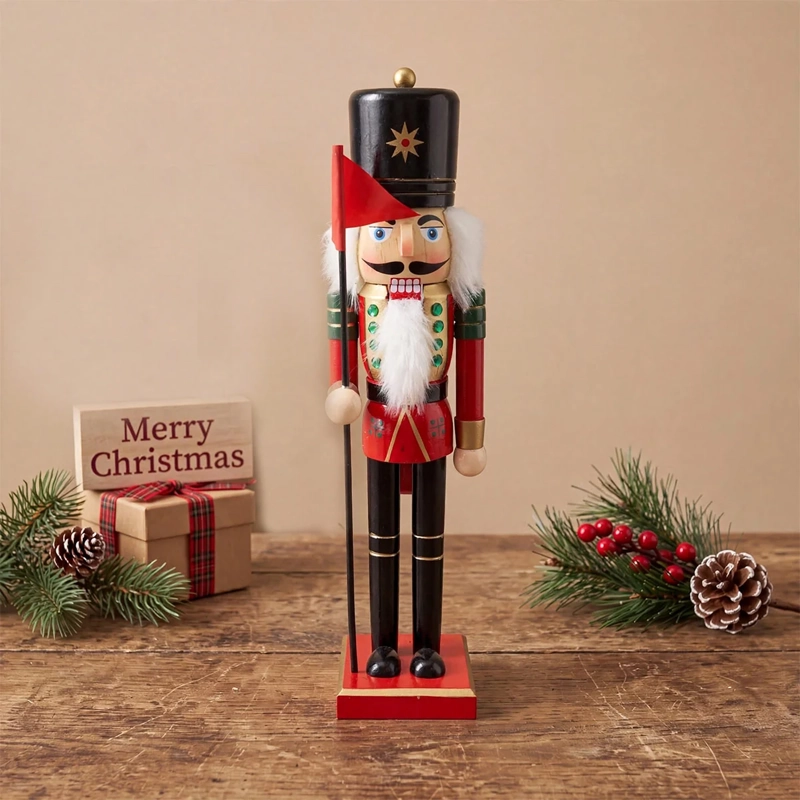 ADORNO NAVIDEÑO RIPLEY HOME TRADITIONAL XMAS CASCANUEZ BANDERA 38 CM - 1