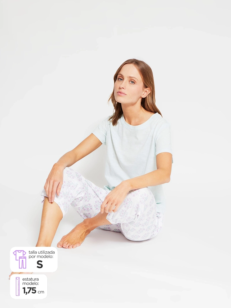 PIJAMA MUJER AZIZ ALGODÓN POLERA MANGA CORTA + PANTALÓN CAPRI - 1