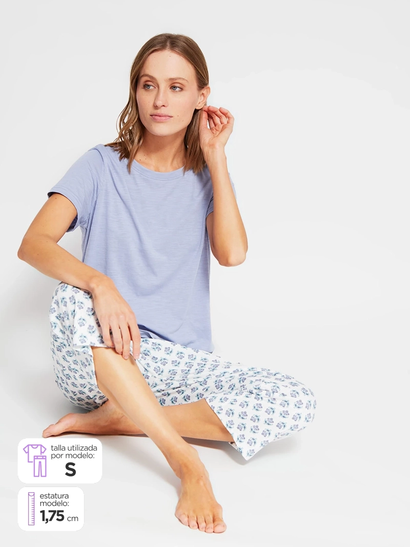 PIJAMA MUJER AZIZ ALGODÓN POLERA MANGA CORTA + PANTALÓN CAPRI