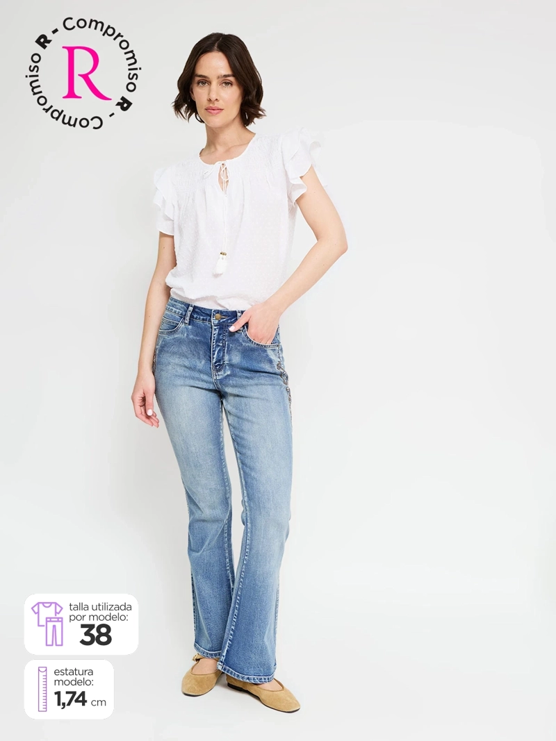 JEANS MUJER TATIENNE ALGODÓN FLARE BORDADO FLOR - 1