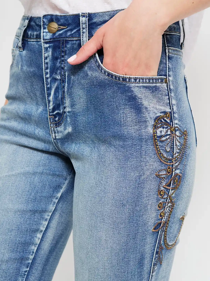 JEANS MUJER TATIENNE ALGODÓN FLARE BORDADO FLOR - 4