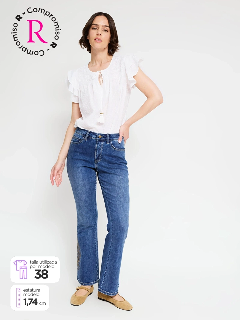 JEANS MUJER TATIENNE ALGODÓN FLARE BORDADO FLOR - 1