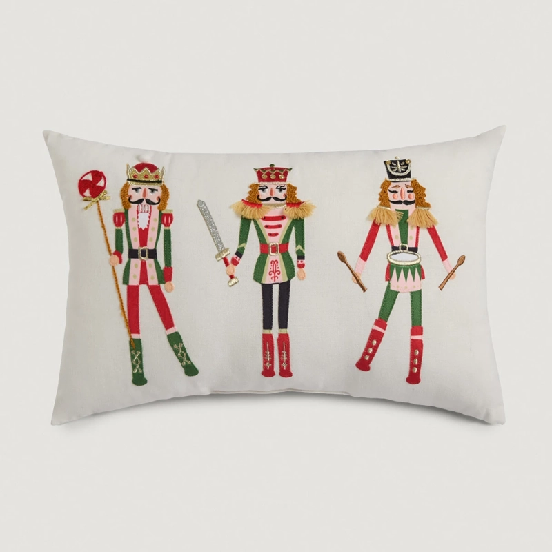 COJÍN RIPLEY HOME CASCANUECES 48X26 CM - 1