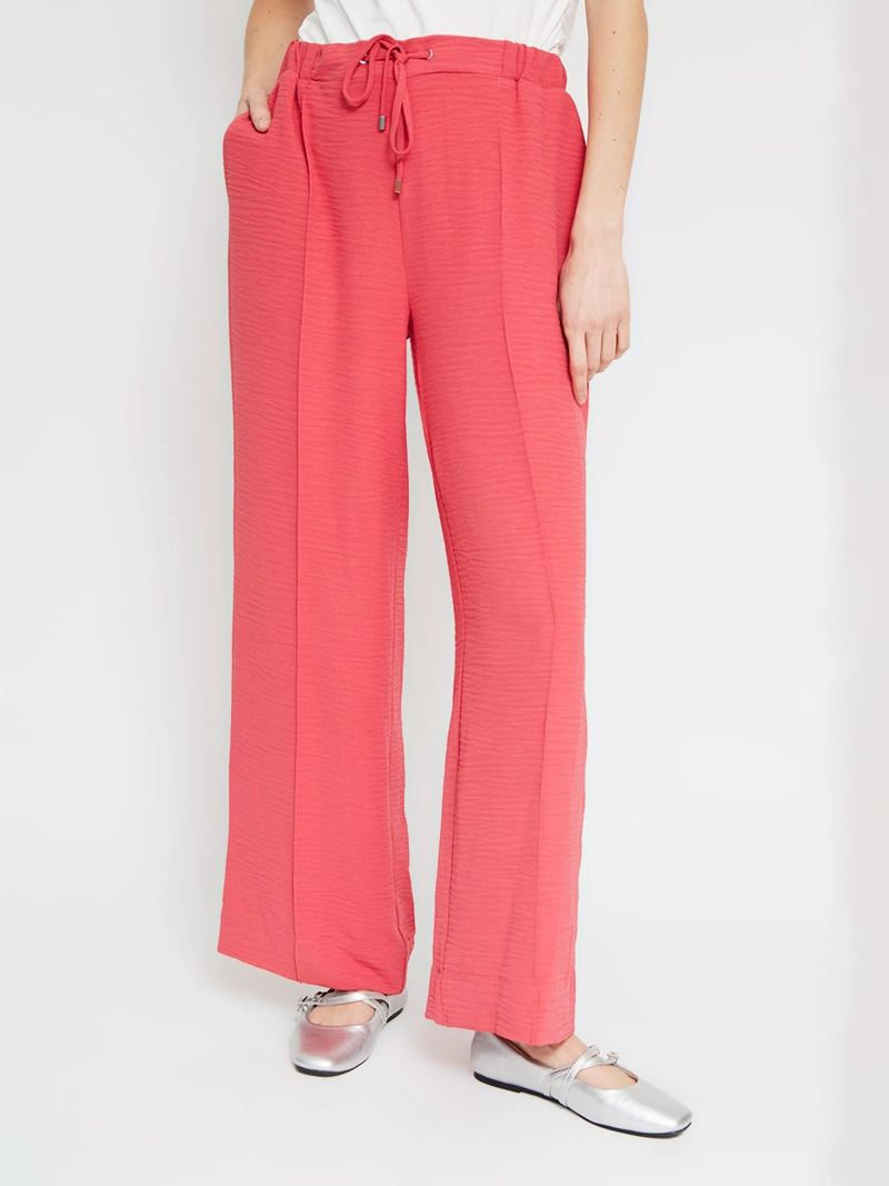 PANTALÓN MUJER CACHAREL FLUIDO Y TEXTURADO - 2