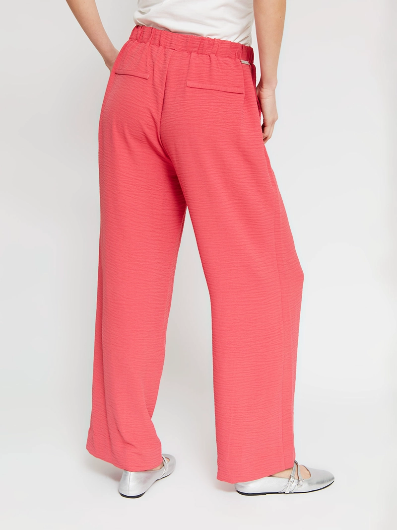 PANTALÓN MUJER CACHAREL FLUIDO Y TEXTURADO - 3