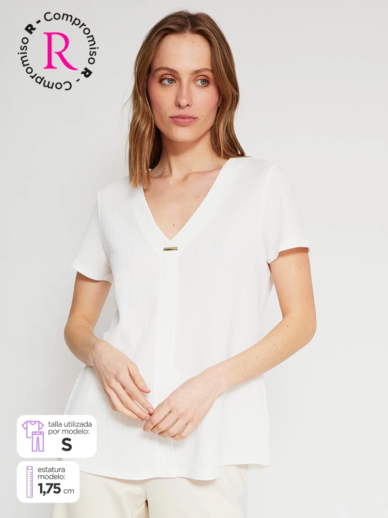 POLERA MUJER CACHAREL MANGA CORTA TEXTURADA