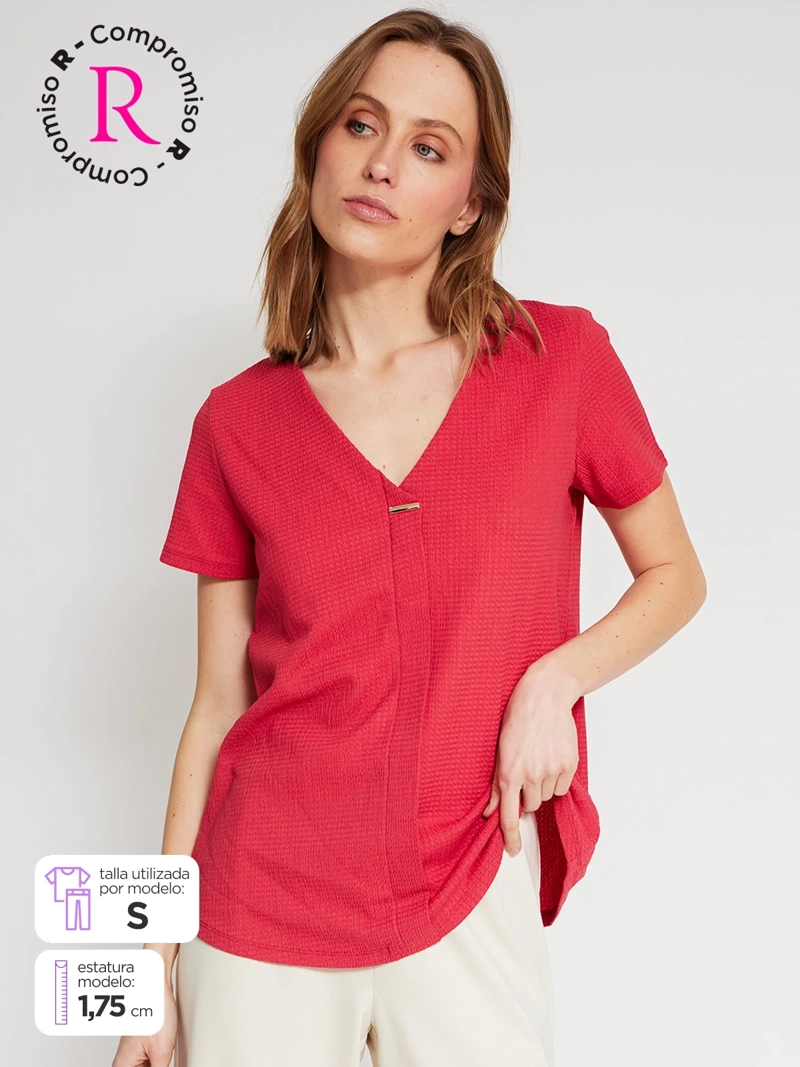 POLERA MUJER CACHAREL MANGA CORTA TEXTURADA