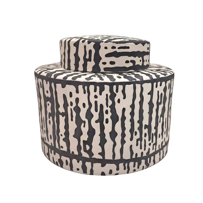 FRASCO RIPLEY HOME BLACK AND WHITE M