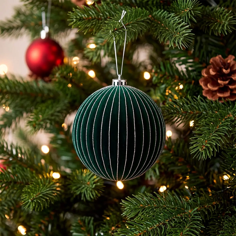 ADORNO NAVIDEÑO RIPLEY HOME TRADITIONAL XMAS ESFERA BRILLO ACANALADO VERDE - 1