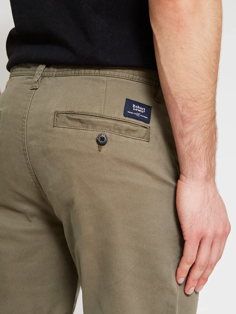 SHORT HOMBRE ROBERT LEWIS ALGODÓN CHINO LISO - 4