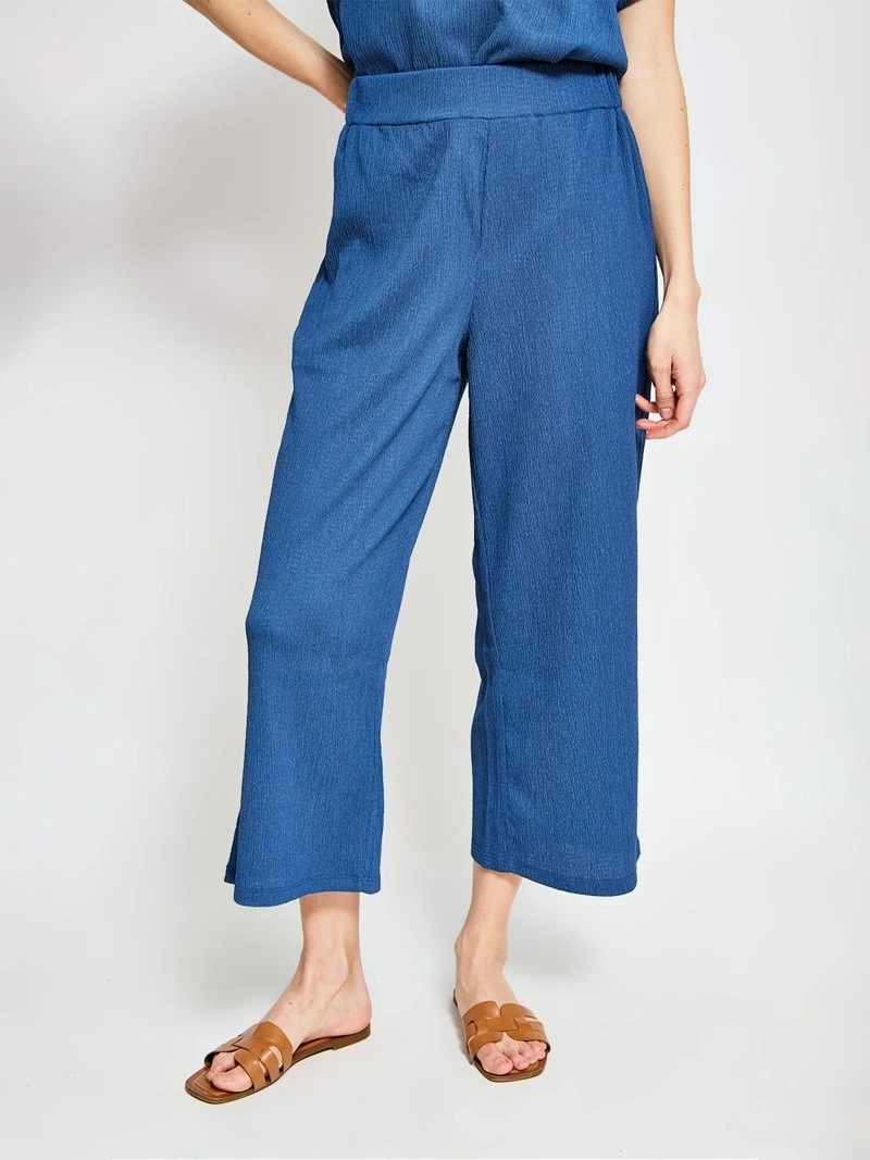 PANTALÓN MUJER AZIZ REGULAR FLUIDO TEXTURADO - 2