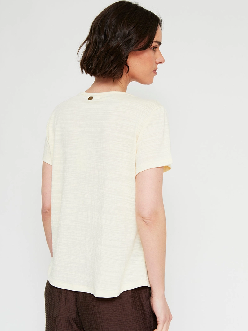 POLERA MUJER REGATTA CUELLO EN V MANGA CORTA - 2