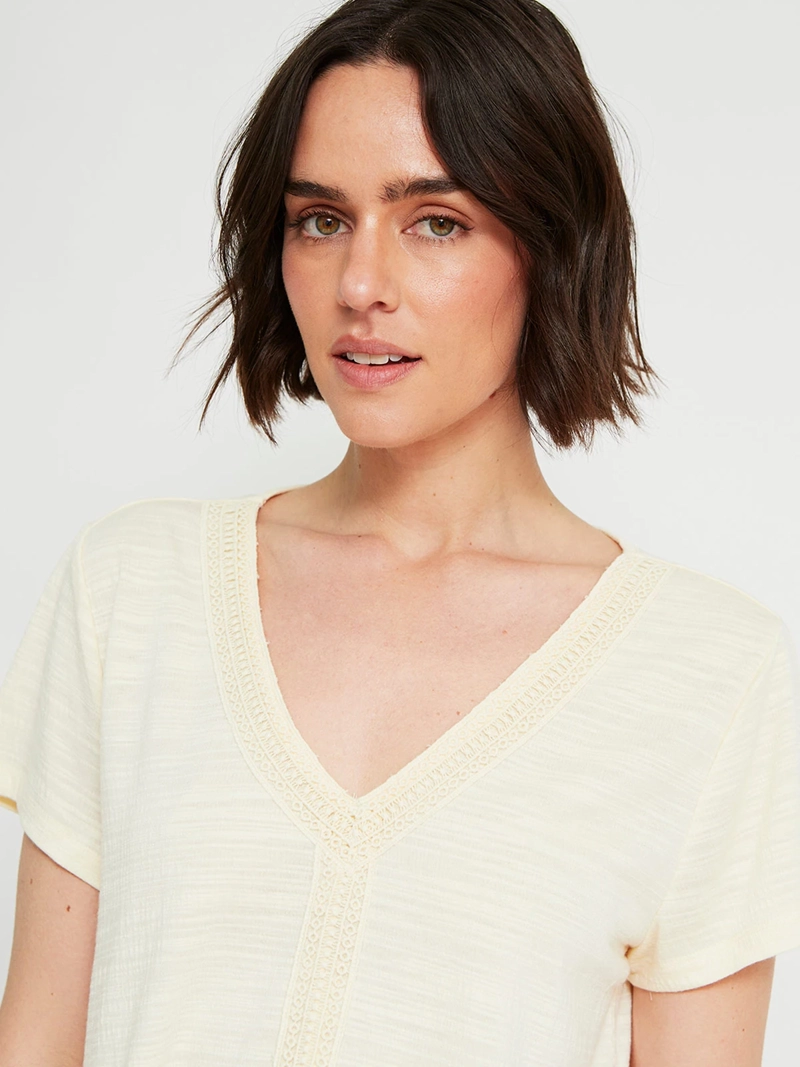 POLERA MUJER REGATTA CUELLO EN V MANGA CORTA - 3