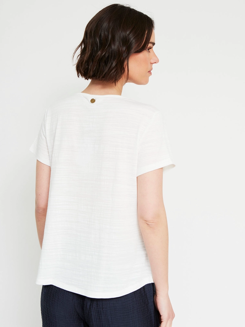 POLERA MUJER REGATTA CUELLO EN V MANGA CORTA - 2