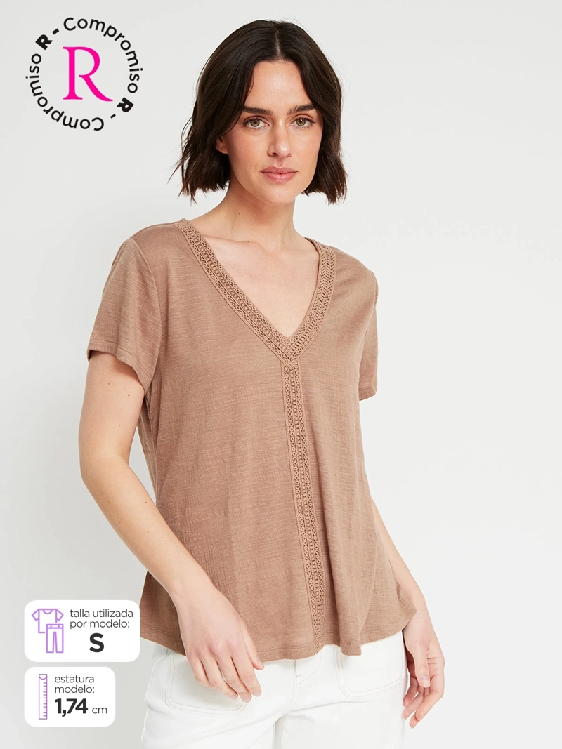 POLERA MUJER REGATTA CUELLO EN V MANGA CORTA