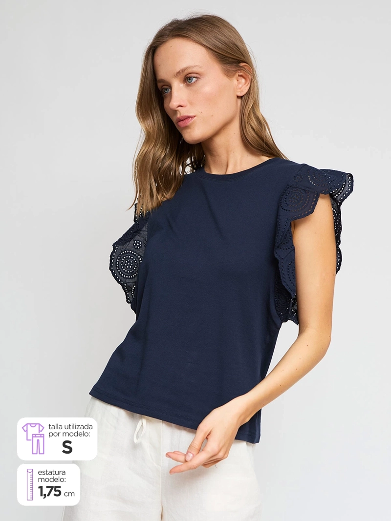 POLERA MUJER REGATTA ALGODÓN SIN MANGAS VUELO BRODERIE