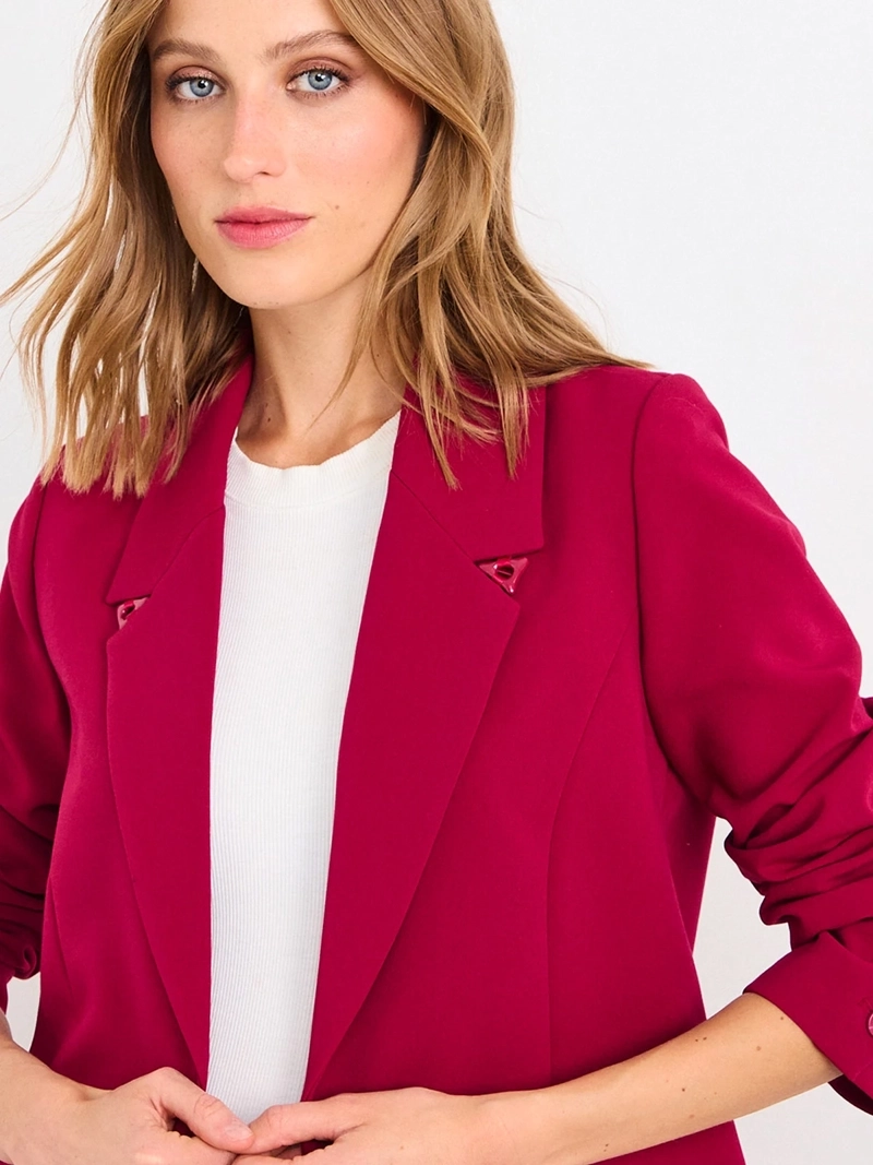 BLAZER MUJER IO SOLAPA TRIÁNGULO METÁLICO - 4