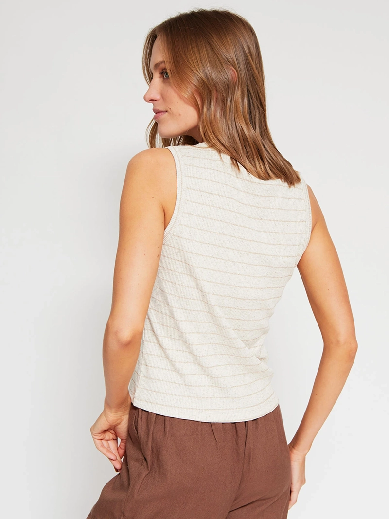 POLERA MUJER REGATTA SIN MANGAS RAYAS BRILLOS - 2
