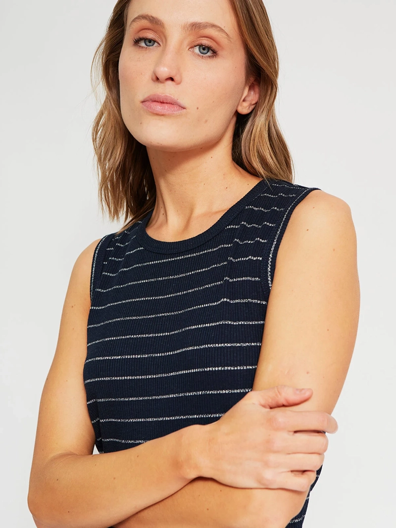 POLERA MUJER REGATTA SIN MANGAS RAYAS BRILLOS - 3