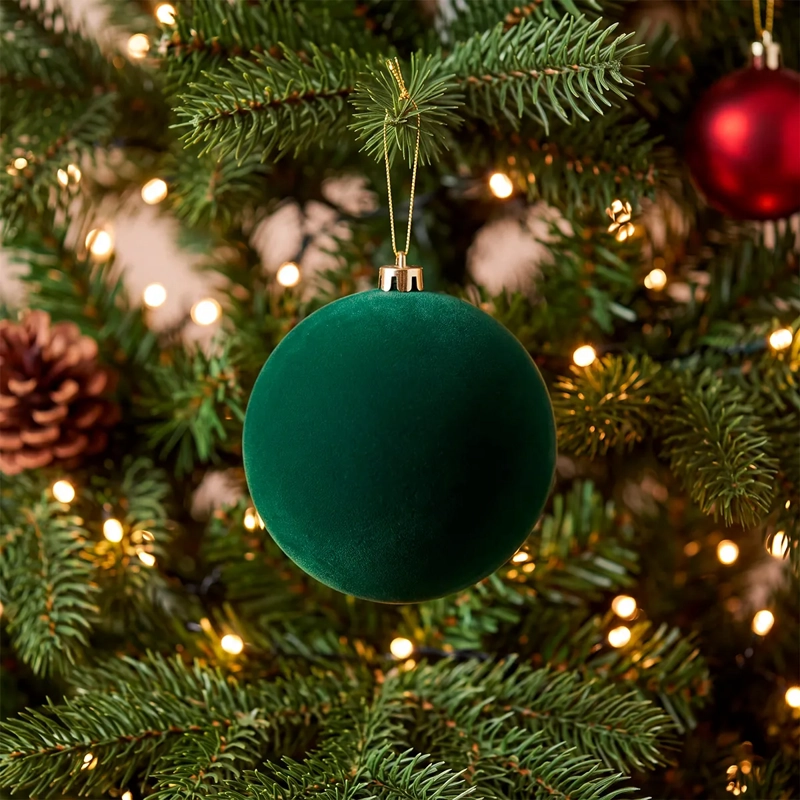 ADORNO NAVIDEÑO RIPLEY HOME TRADITIONAL XMAS ESFERA VELVET 20 CM VERDE - 1