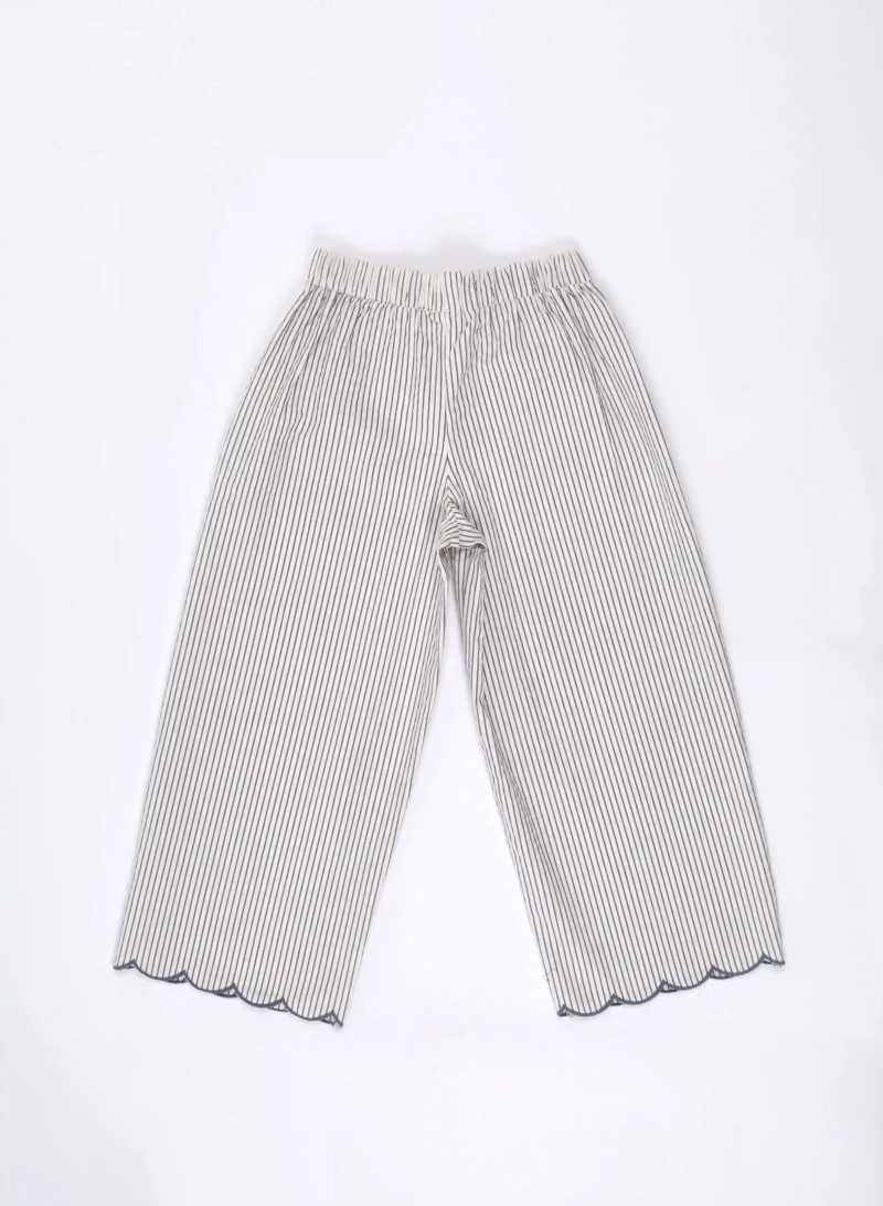 PANTALÓN NIÑA HARVEST ALGODÓN LOOSE FIT BORDADO - 4
