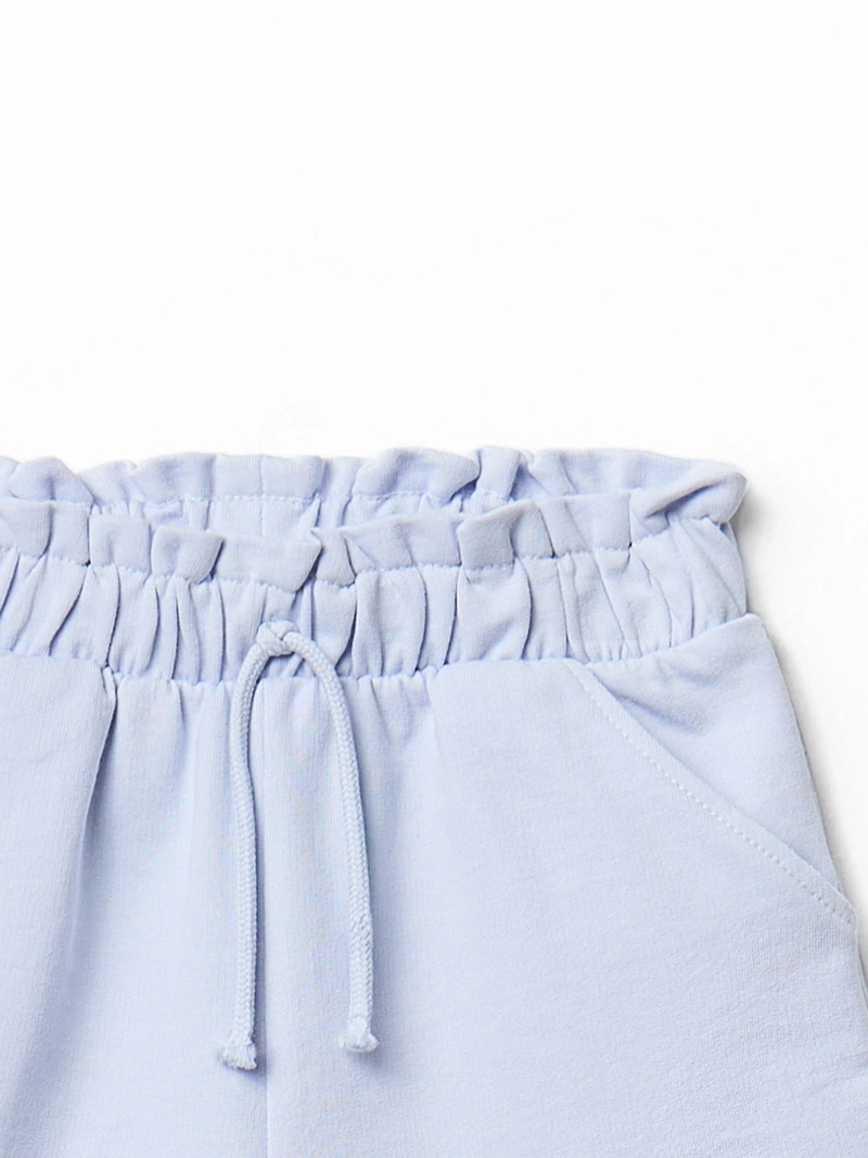 SHORT NIÑA SFERA ESTAMPADO FLORES CORDÓN AJUSTABLE EN LA CINTURA - 2