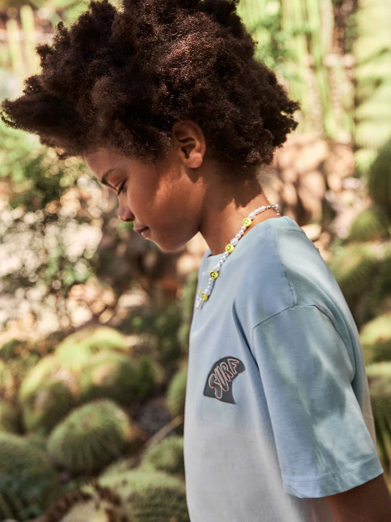 POLERA NIÑO SFERA MANGA CORTA ESTAMPADO DEGRADADO - 4