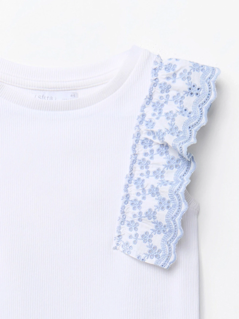 POLERA NIÑA SFERA SIN MANGAS CANALÉ CON DETALLE DE VOLANTES BORDADOS - 2